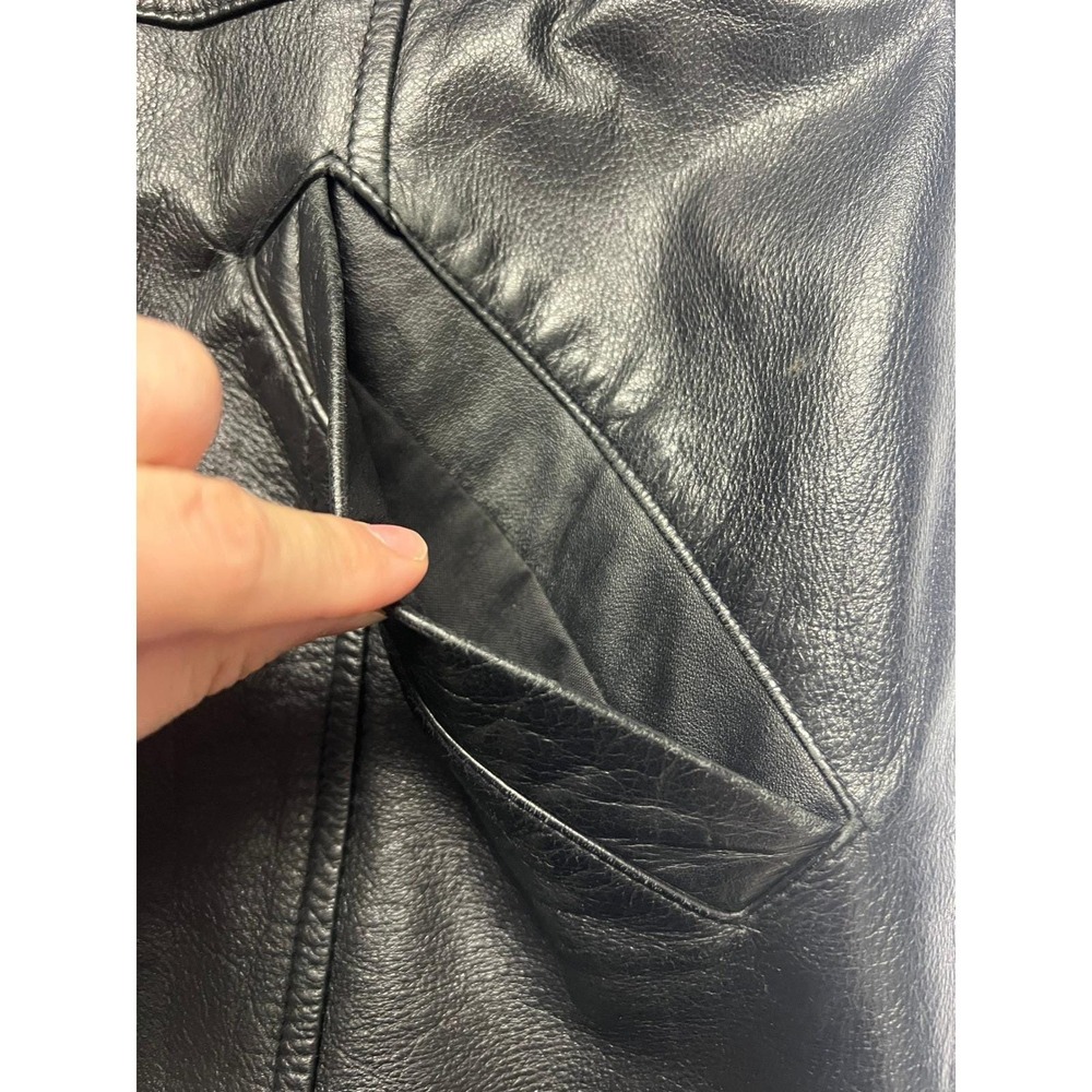 Vintage Wilsons Black Leather Jacket Lined Zip Front Casual Outerwear 90s - Picture 10 of 16